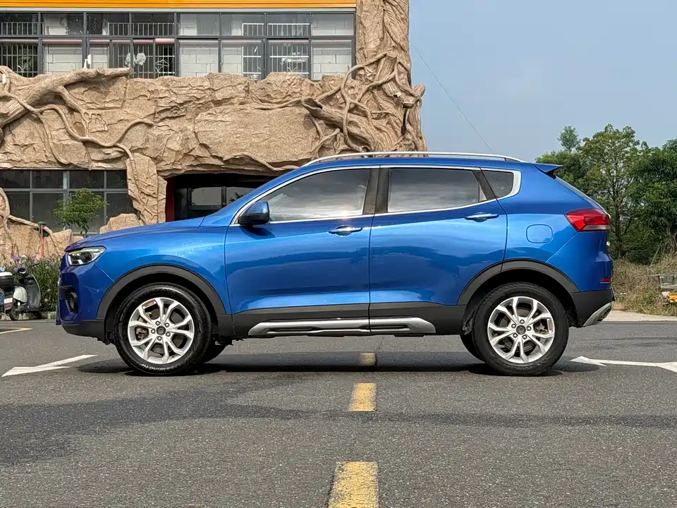 Haval H2s