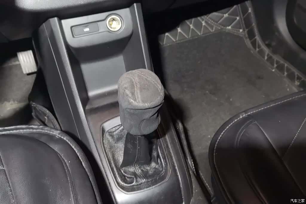 Wuling 310, 2019 16
