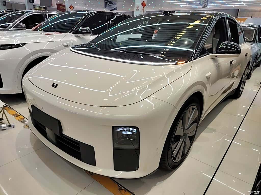 Li Auto i6, 2025 2