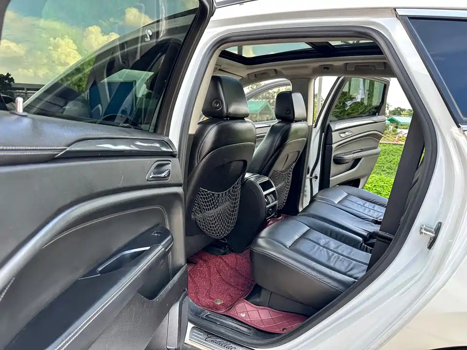 Cadillac SRX