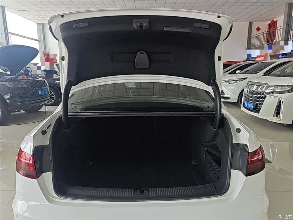 Audi A4L, 2024 19