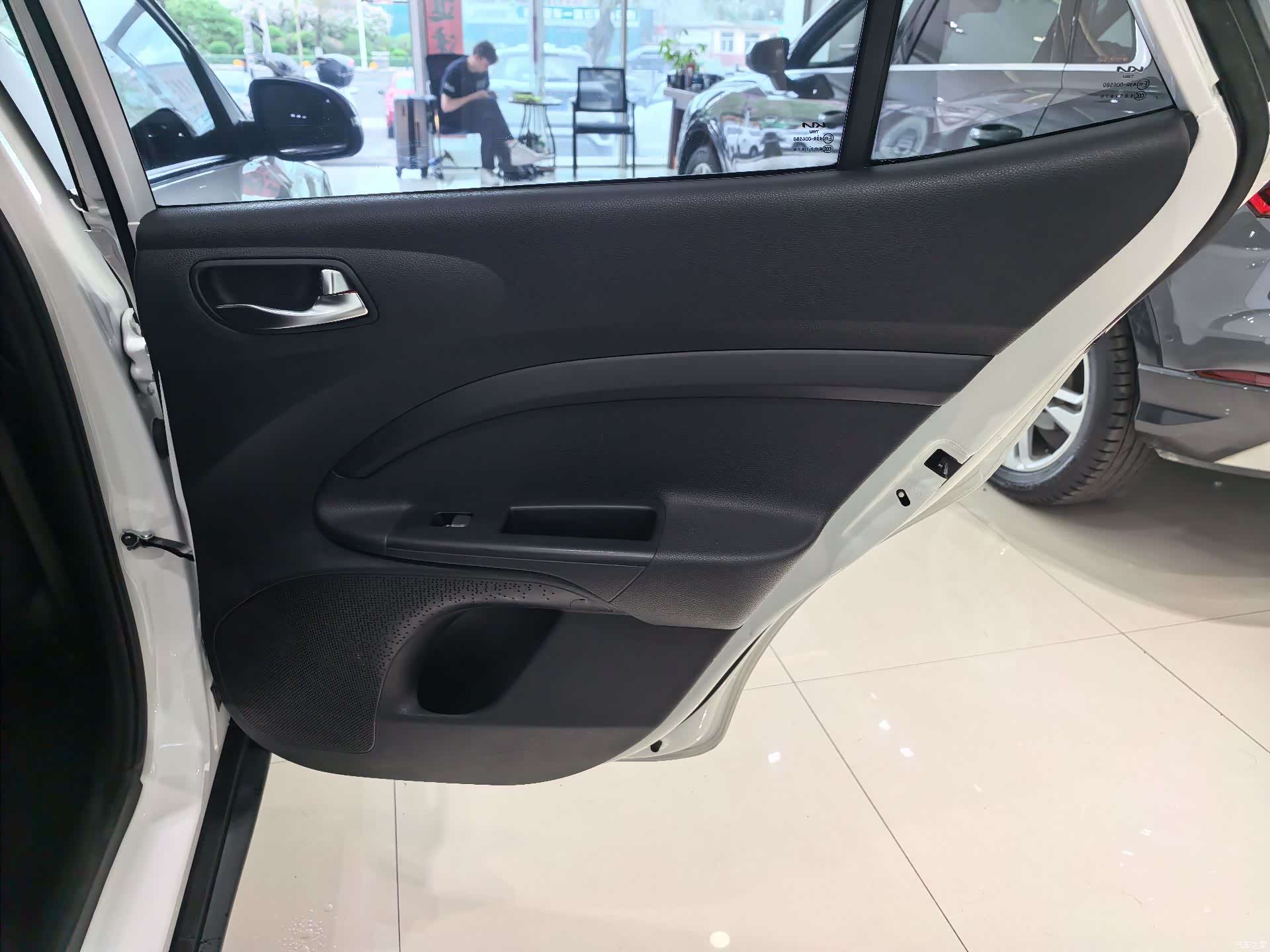 Kia KX1, 2022 18