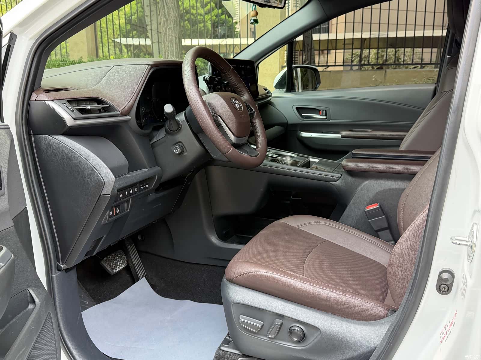 Toyota Sienna, 2023 6