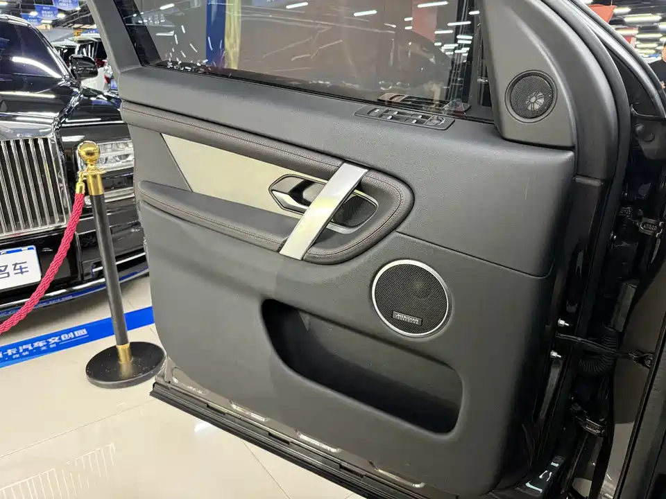 Land Rover Discover sports