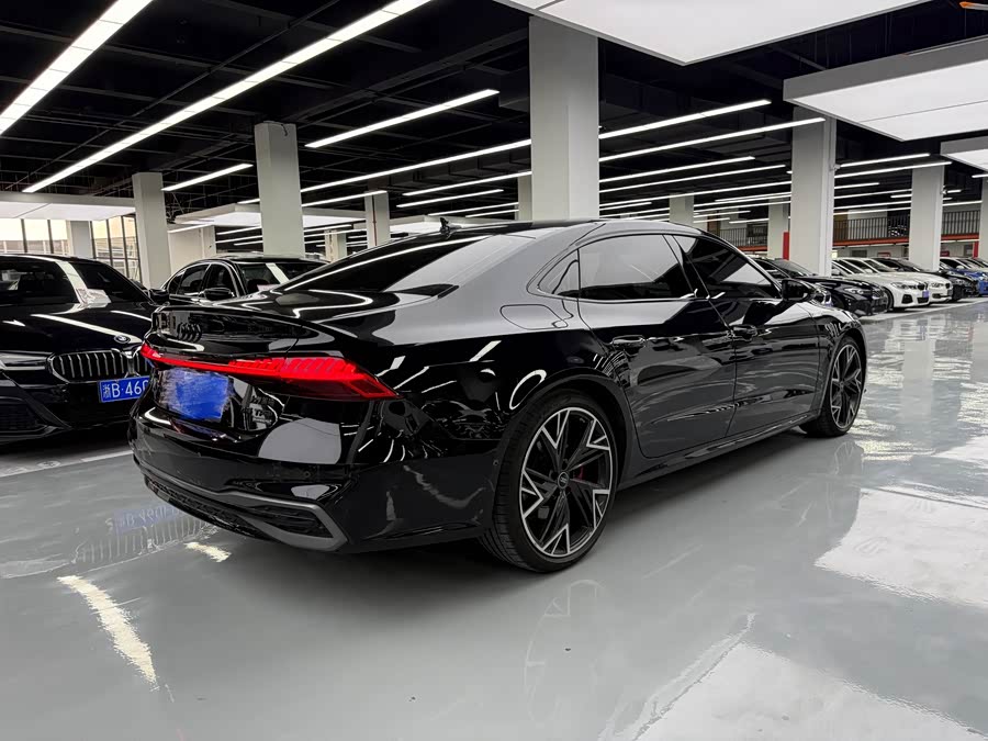 Audi A7L 2025, фото 14