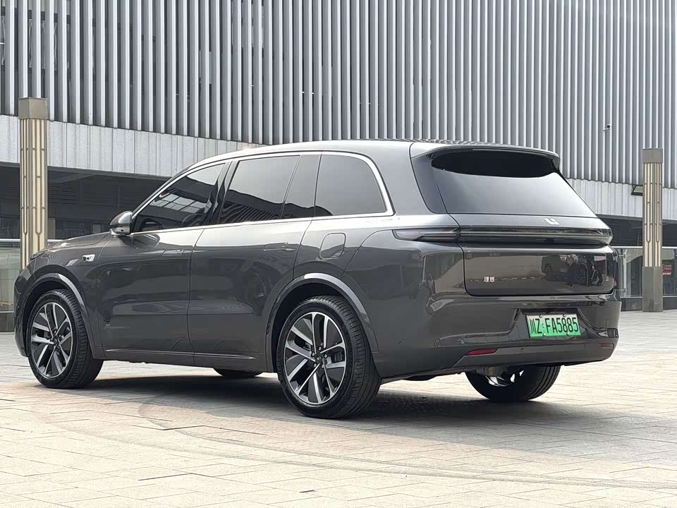 Li Auto Ideal L8