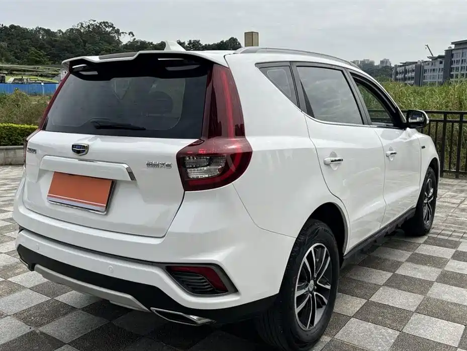 Geely Vision X6