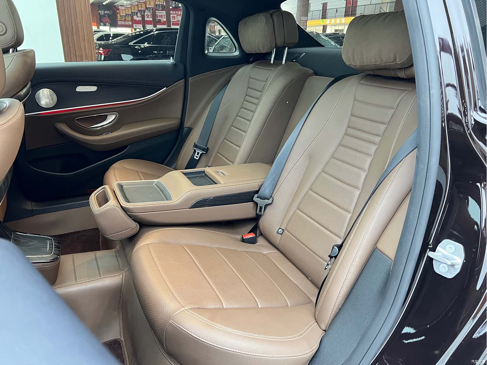 Mercedes-Benz E-Class, 2020 19