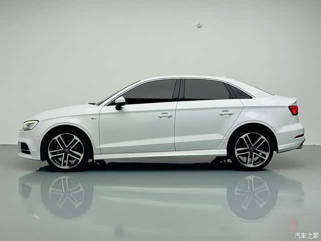 Audi A3, 2019 14
