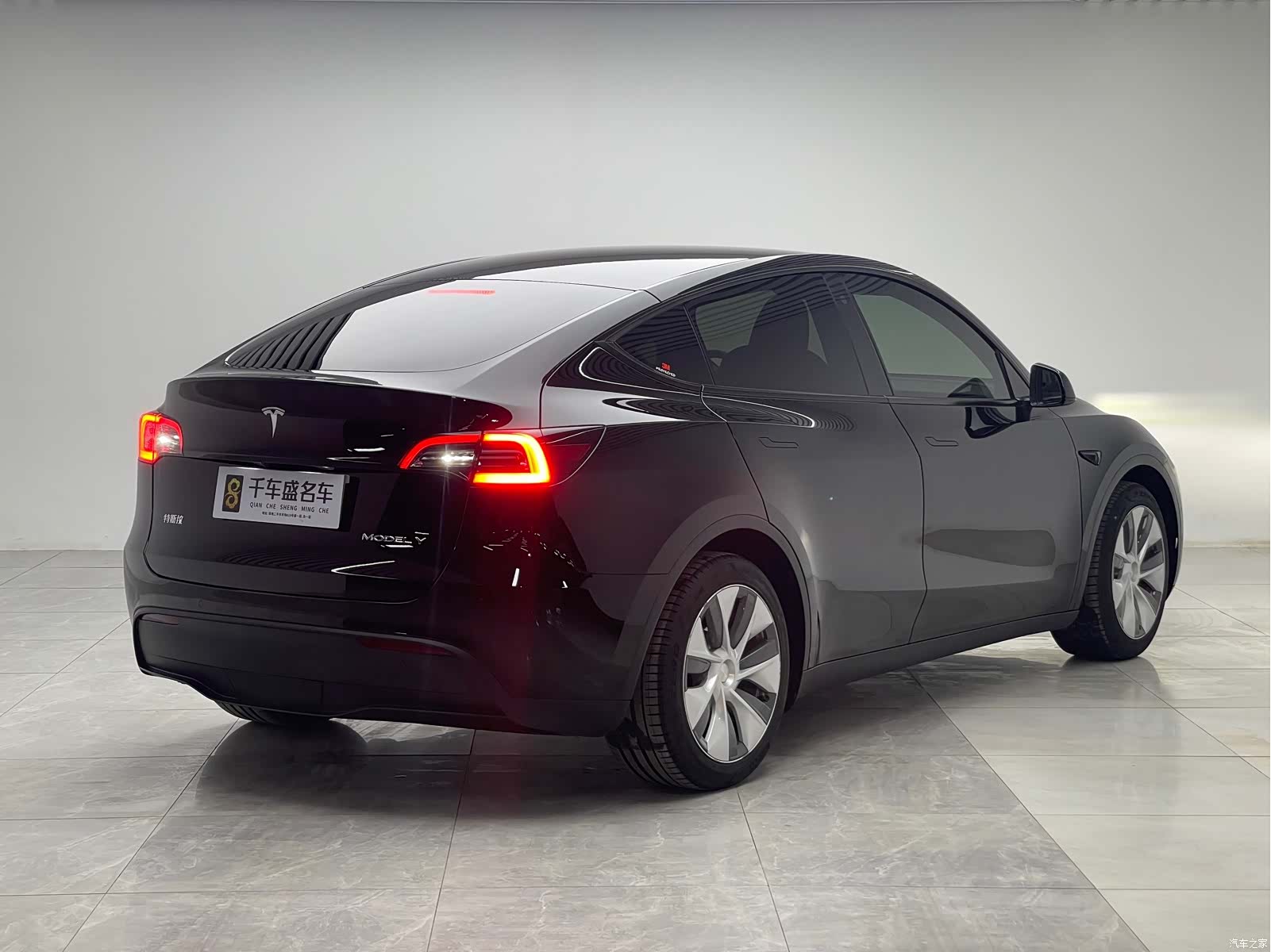 Tesla Model Y, 2023 6