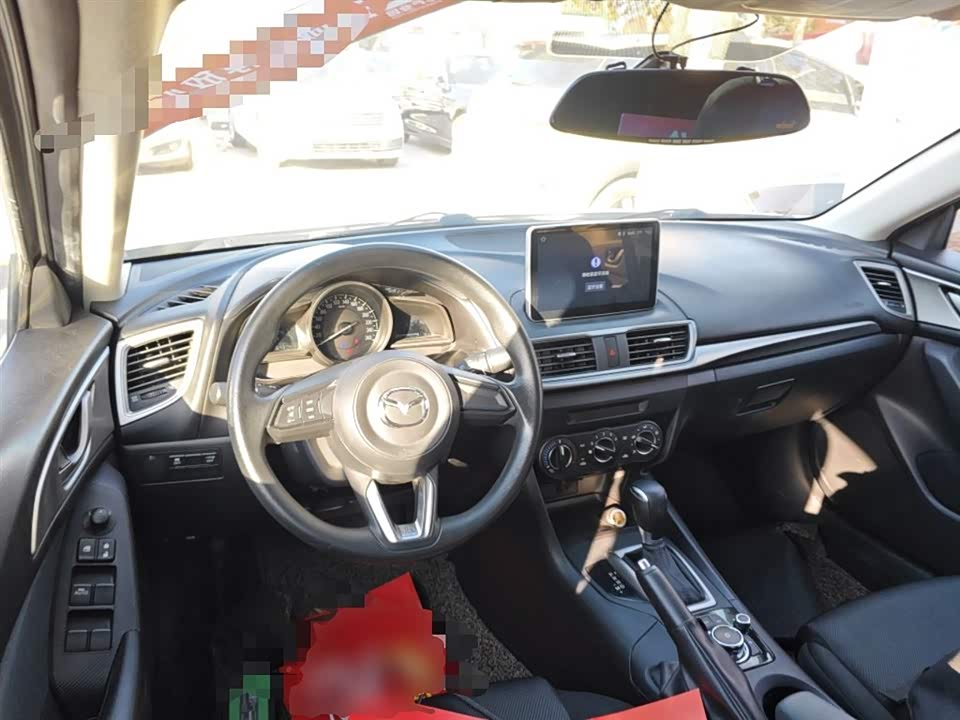 Mazda 3 Angkesaila