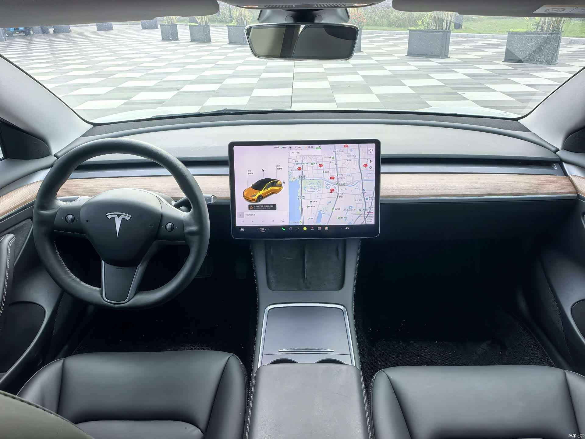 Tesla Model 3, 2021 12
