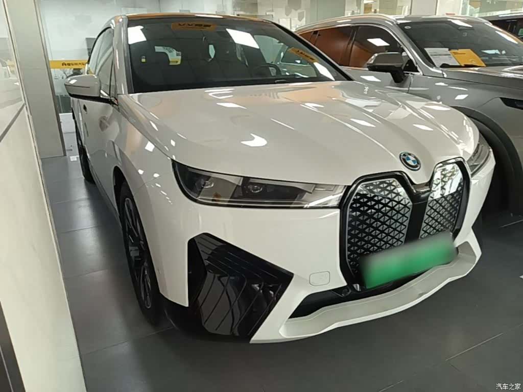 BMW iX, 2022 4
