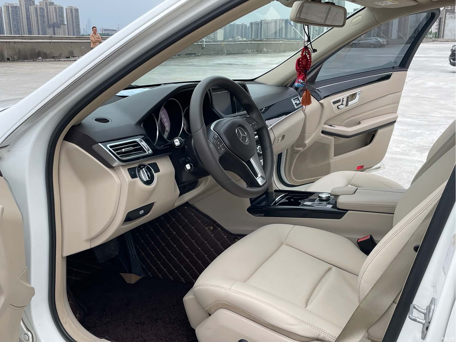 Mercedes-Benz E-Class, 2014 8