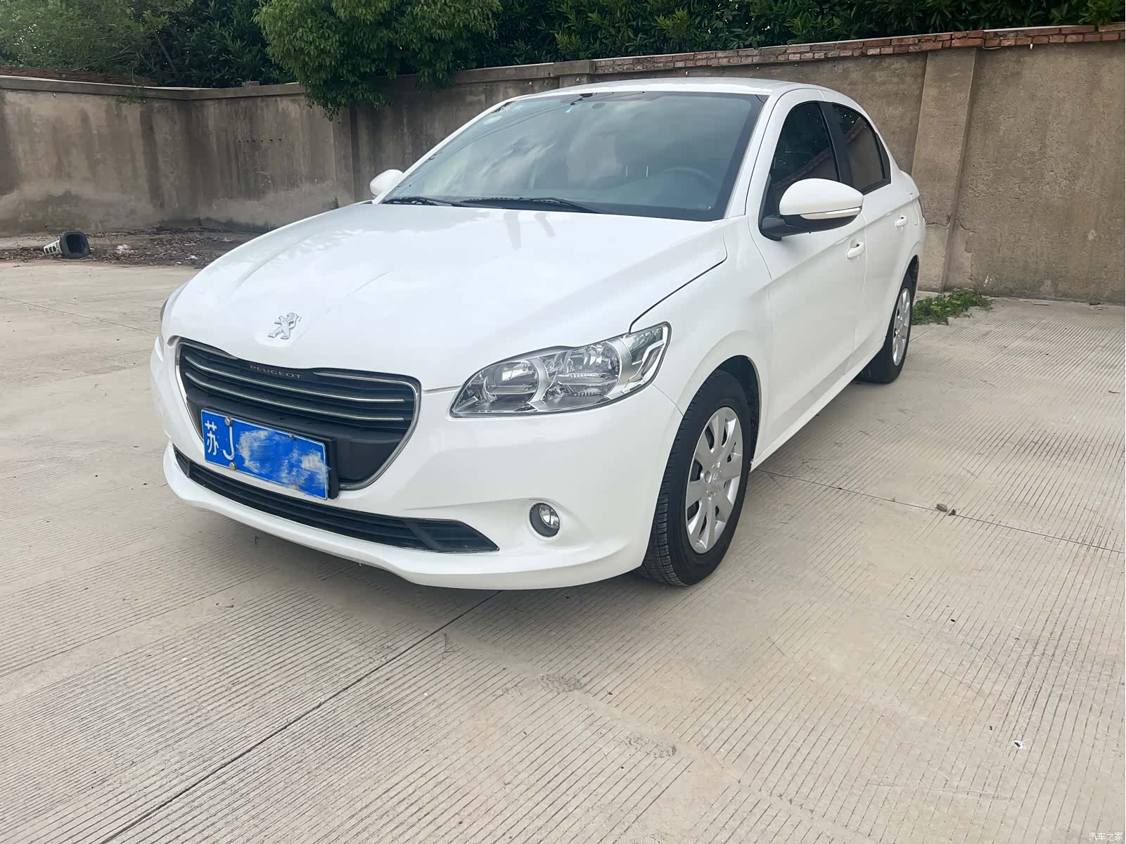 Peugeot 301, 2017 3
