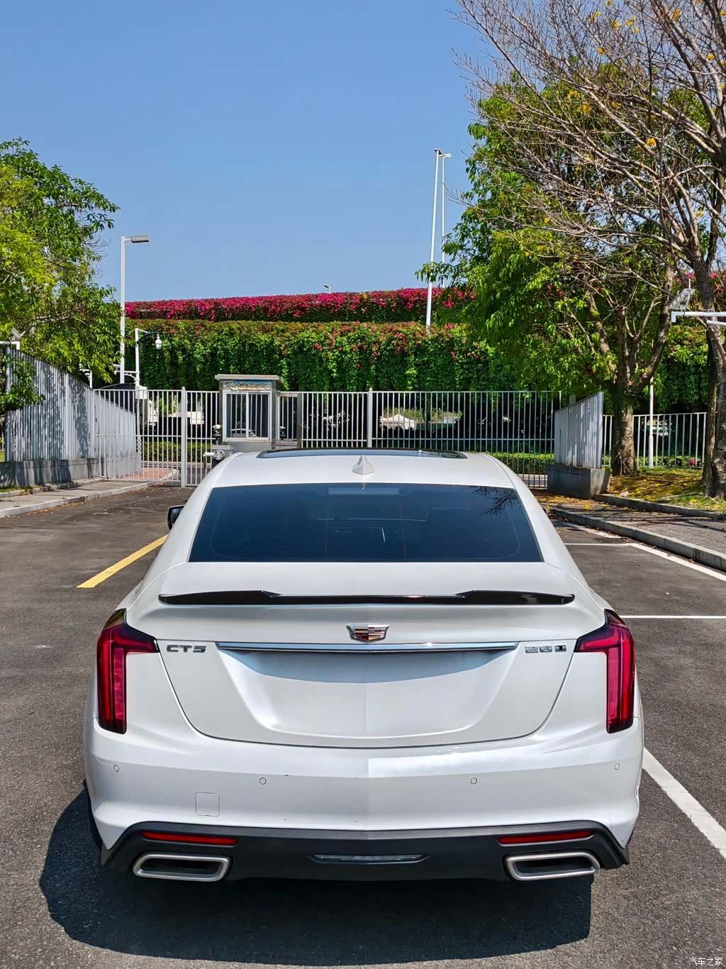 Cadillac CT5, 2024 все фото