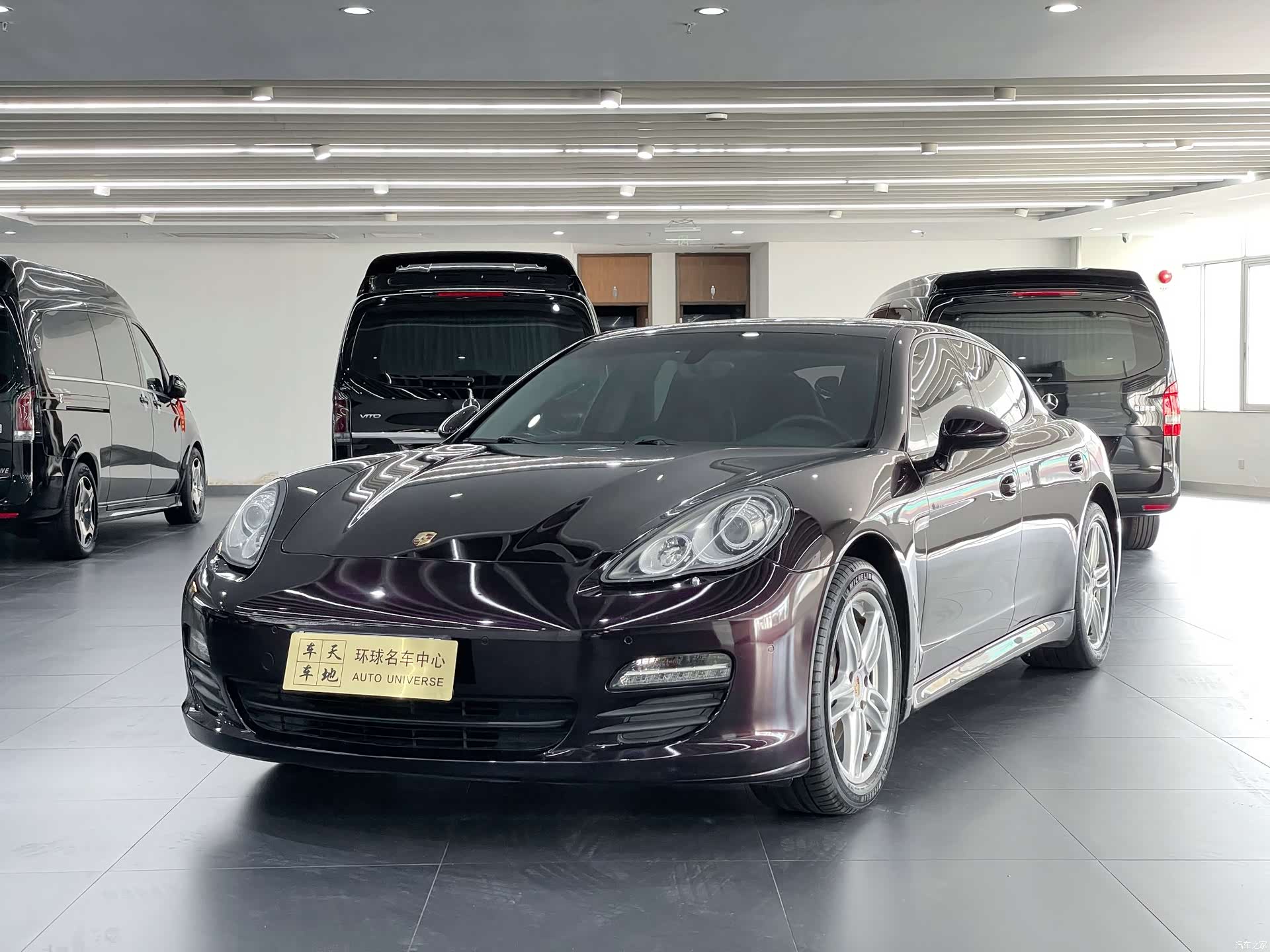 Porsche Panamera, 2014 1