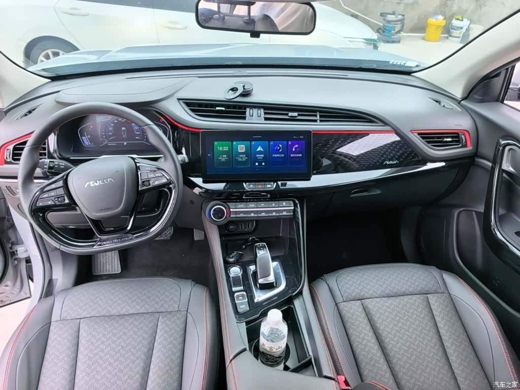 DongFeng AX7, 2022 10