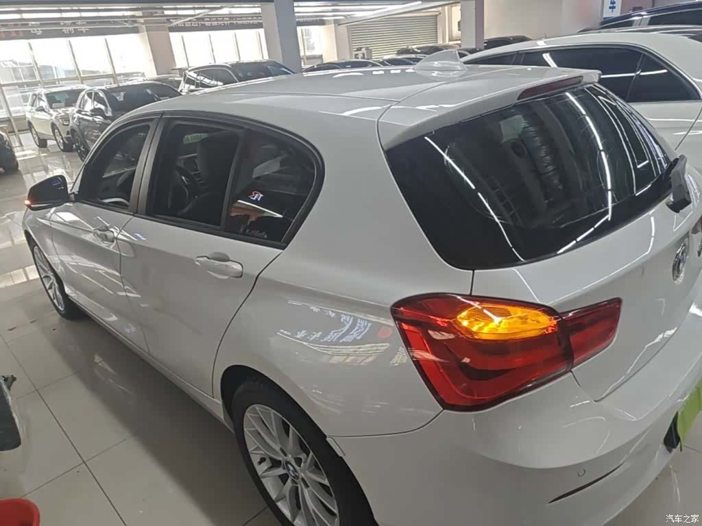 BMW 1 Series, 2016 все фото