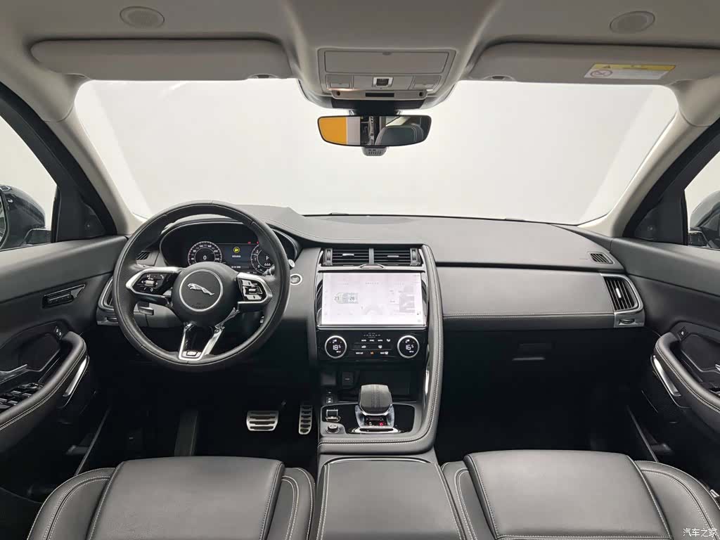 Land Rover E-PACE, 2024 19