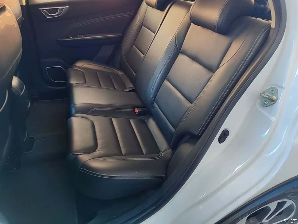 Geely X3, 2018 17