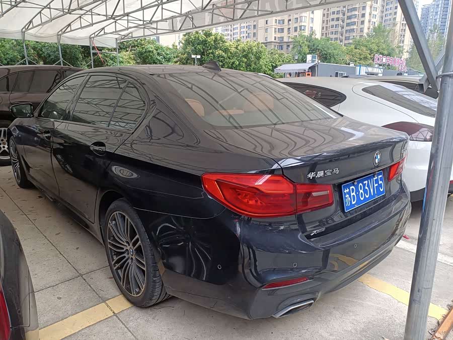 BMW 5 Series 2018, фото 5