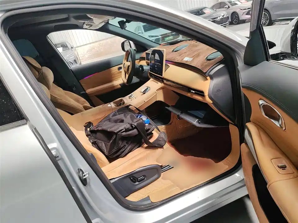 Geely Galaxy Galaxy Starship 7