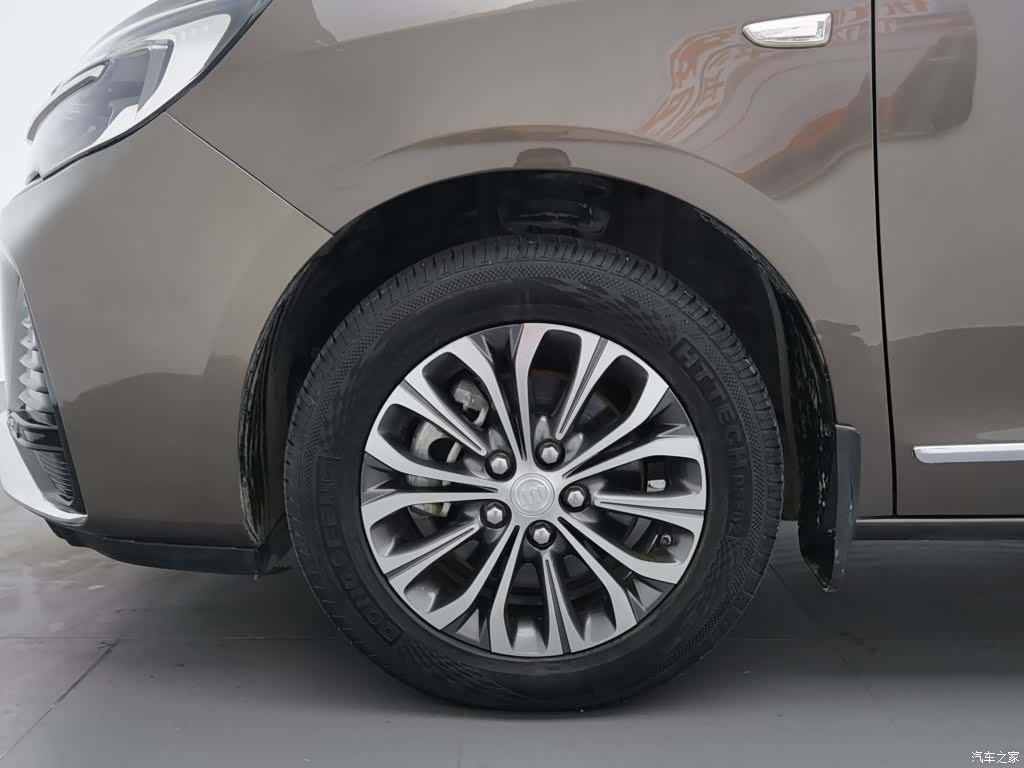 Buick GL8, 2022 17
