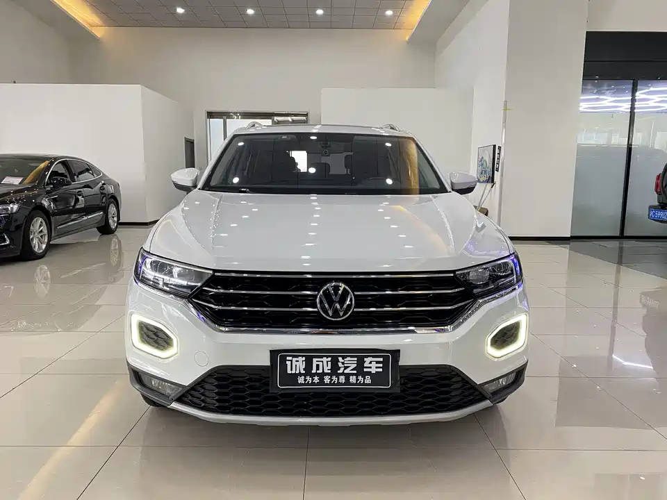 Volkswagen T-ROC exploring Songs
