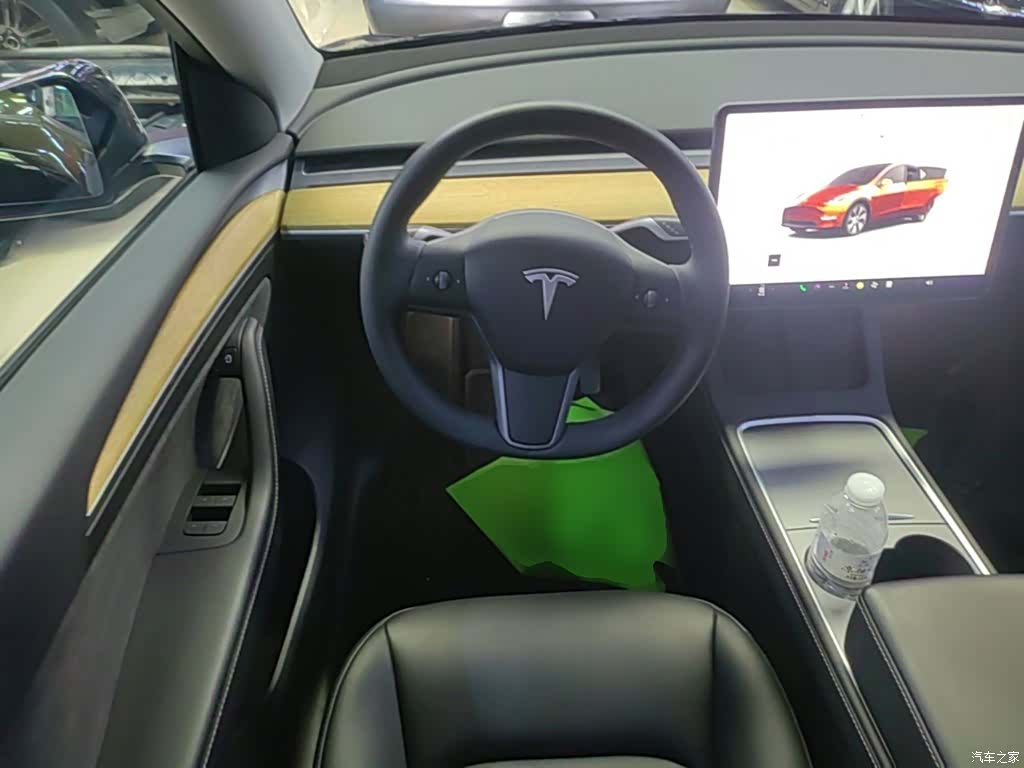 Tesla Model Y, 2023 11