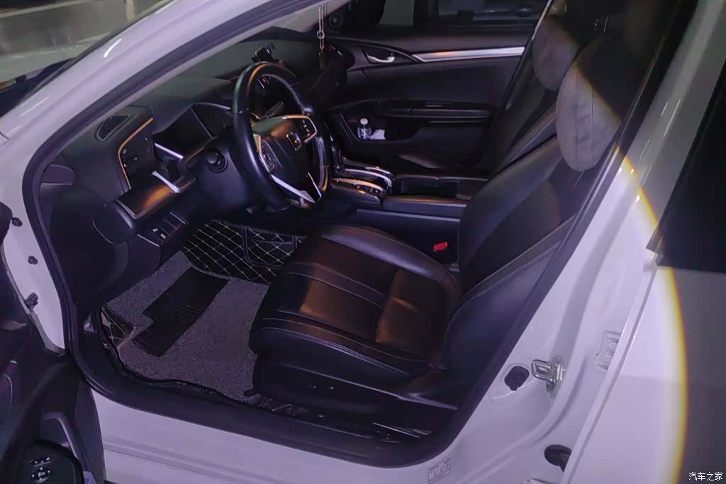 Honda Civic, 2018 9