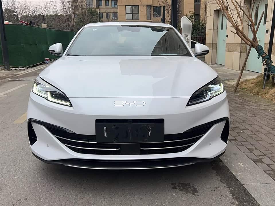 BYD Seal 06