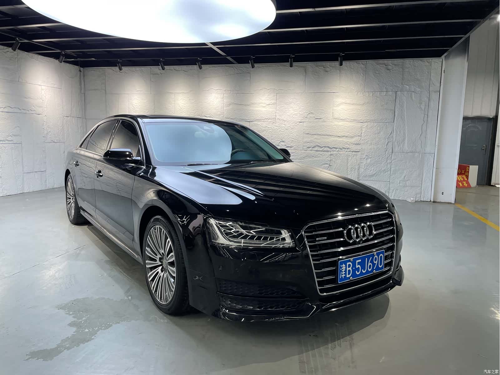 Audi A8L, 2018 3