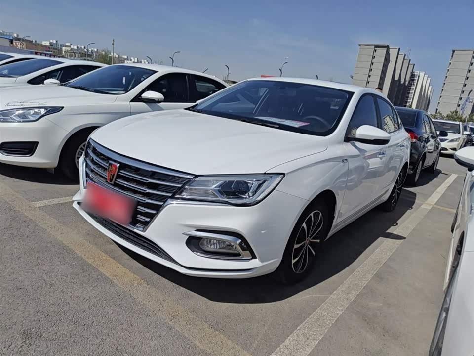 Roewe i5