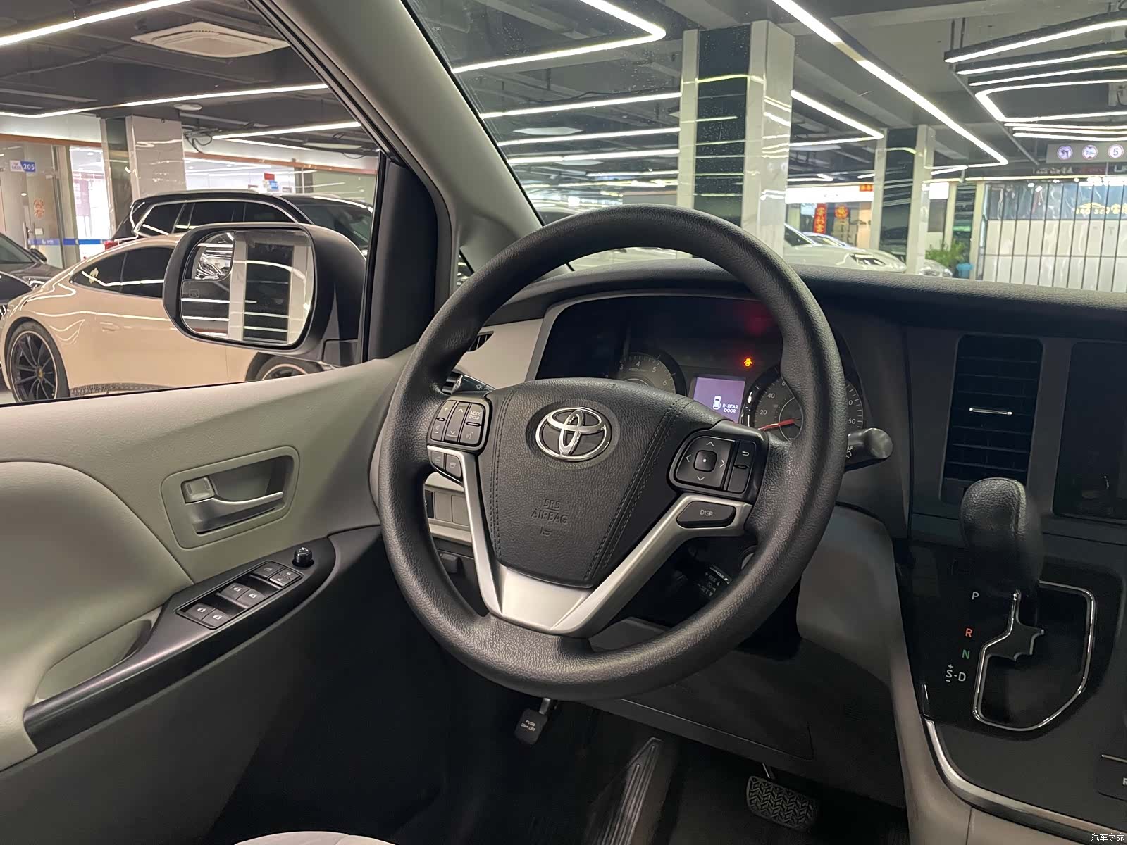 Toyota Sienna, 2016 14