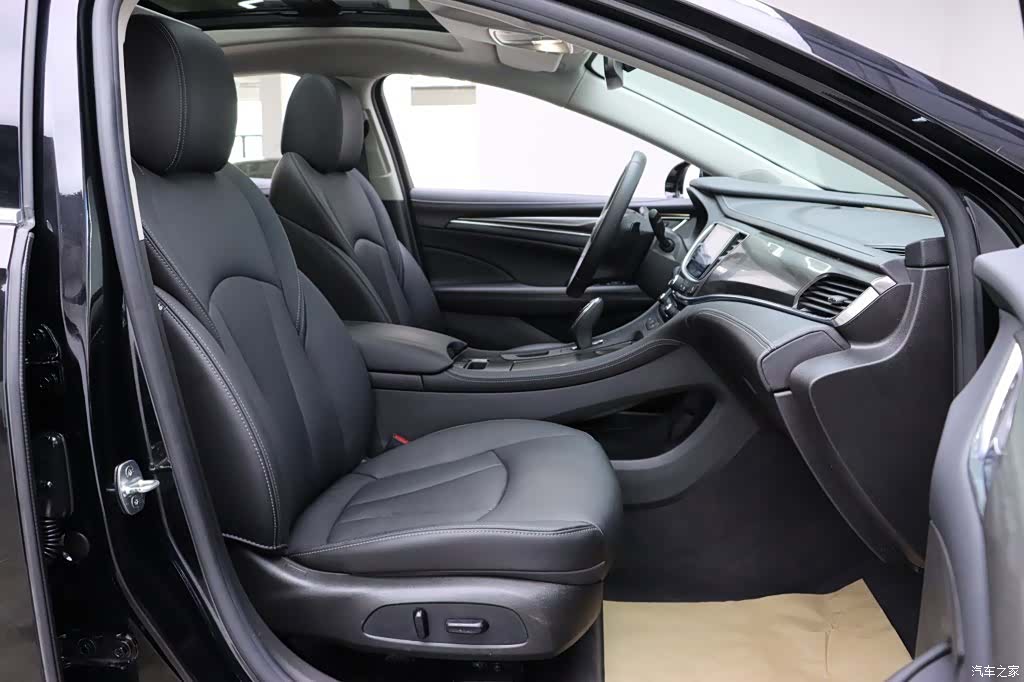 Buick LaCrosse, 2022 18