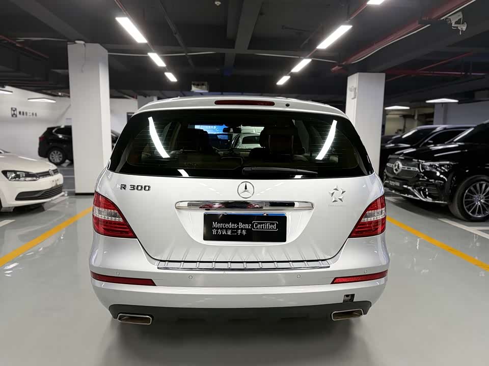 Mercedes-Benz R-class
