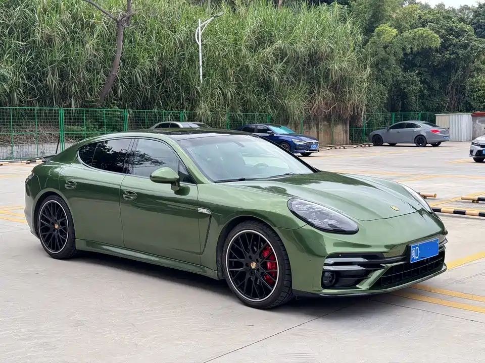 Porsche Panamera
