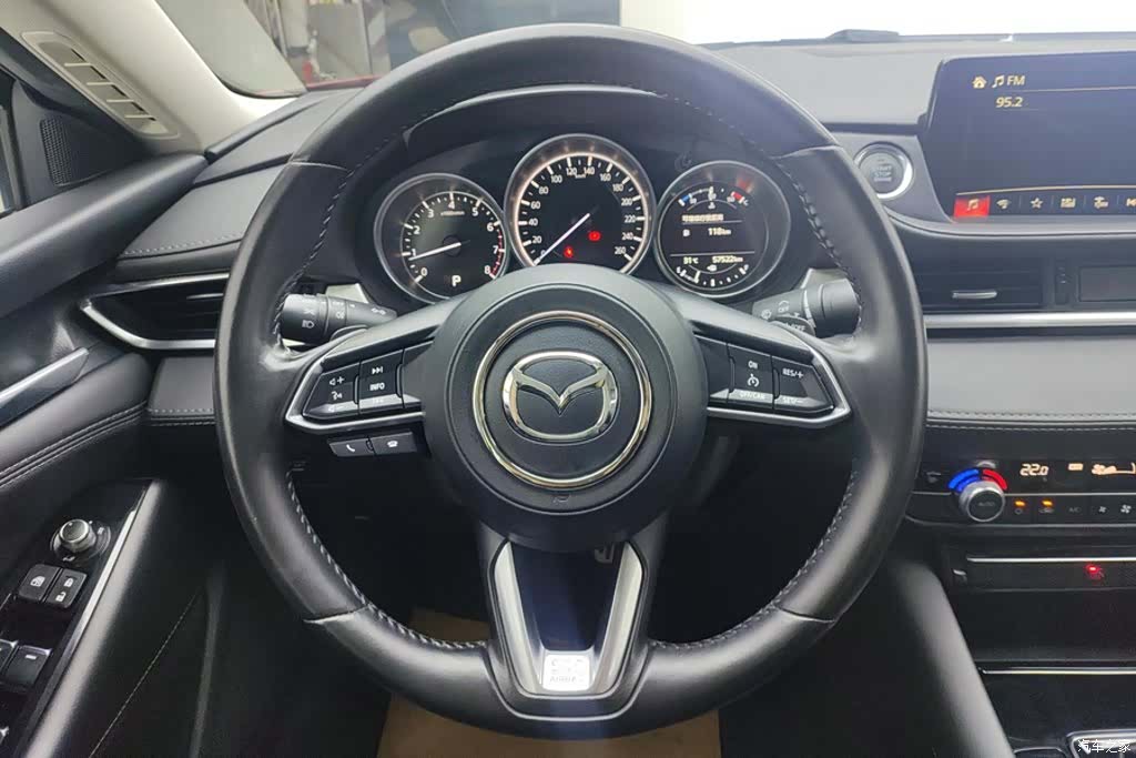 Mazda Atenza, 2021 15