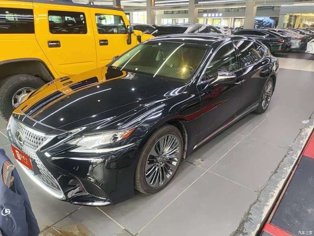 Lexus LS