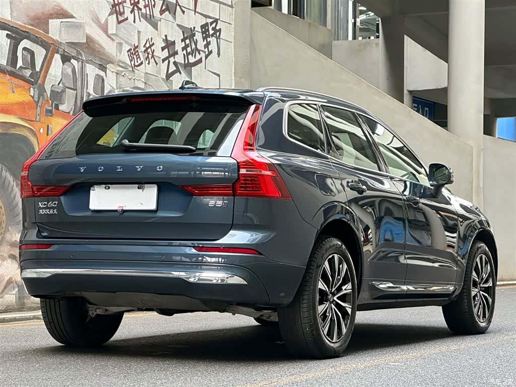 Volvo XC60, 2025 все фото