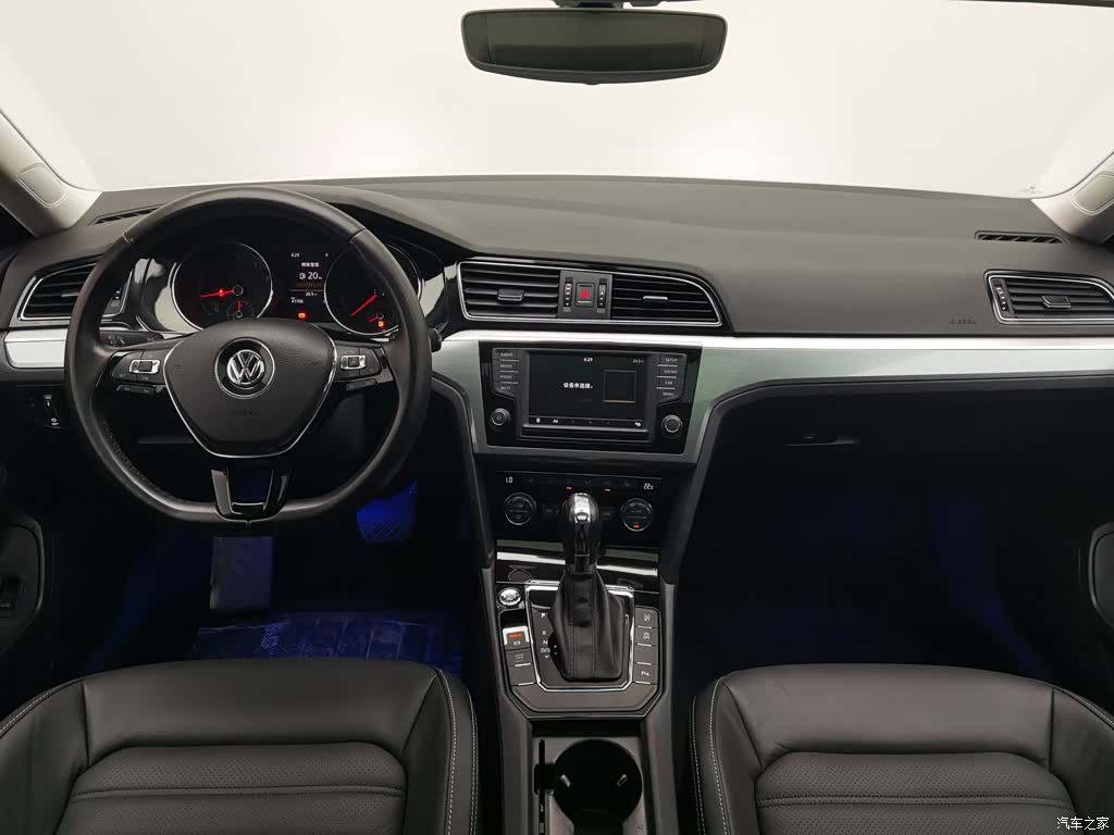 Volkswagen Lamando, 2017 все фото