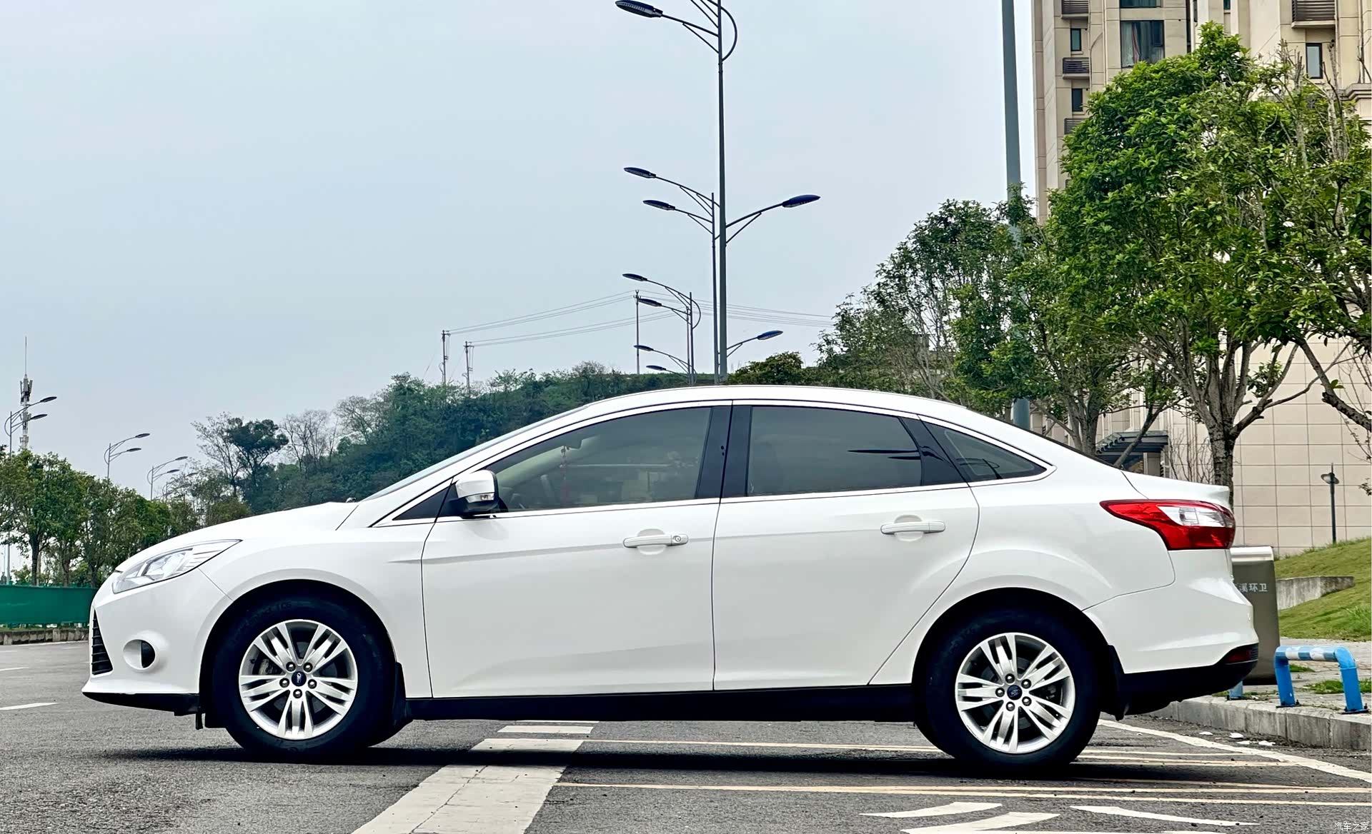 Ford Focus, 2014 10