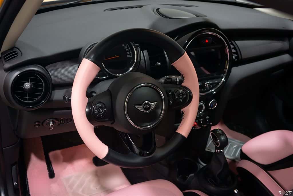 Mini Cooper, 2018 все фото