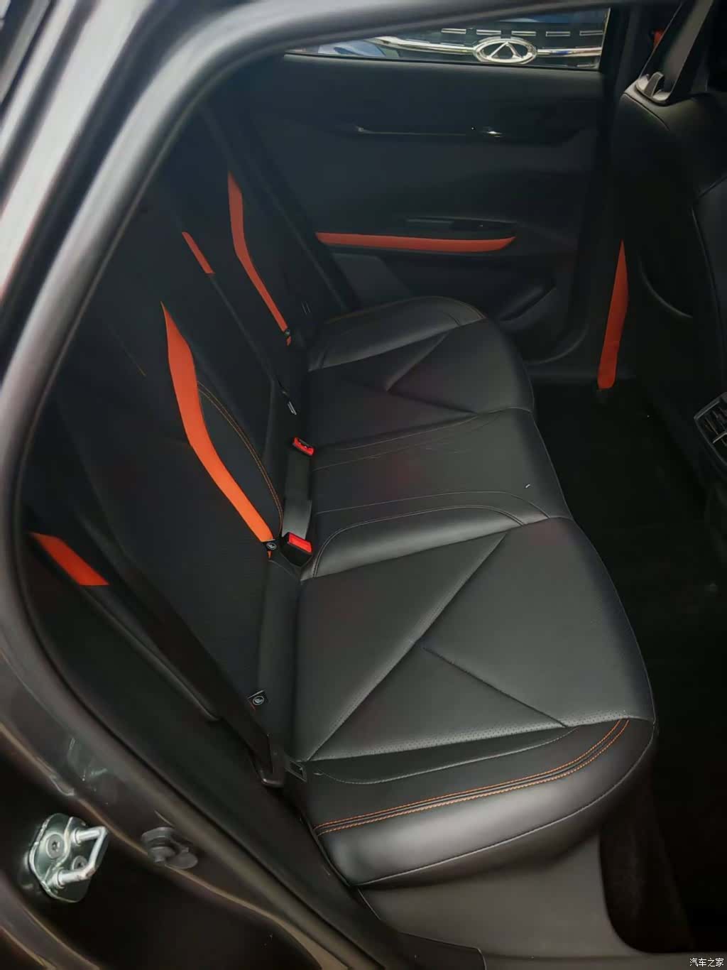 Changan UNI-V, 2022 14