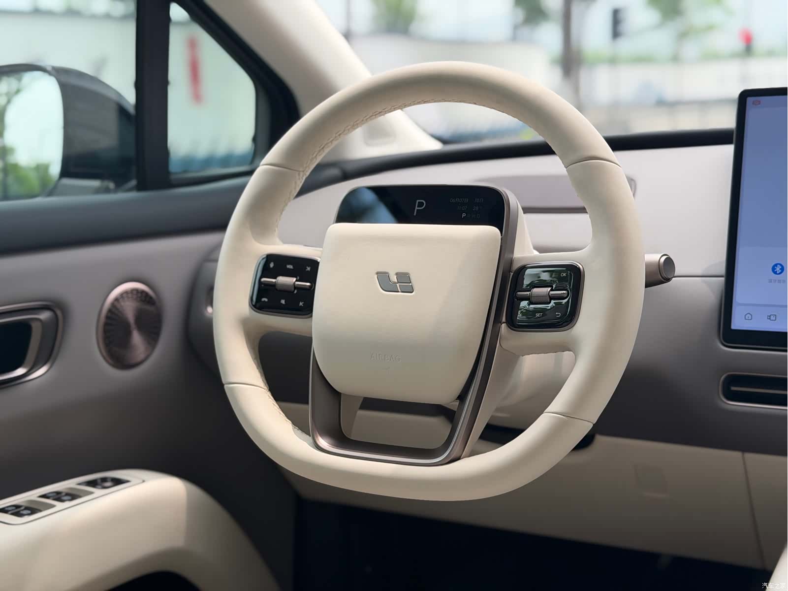 Li Auto i8, 2025 15