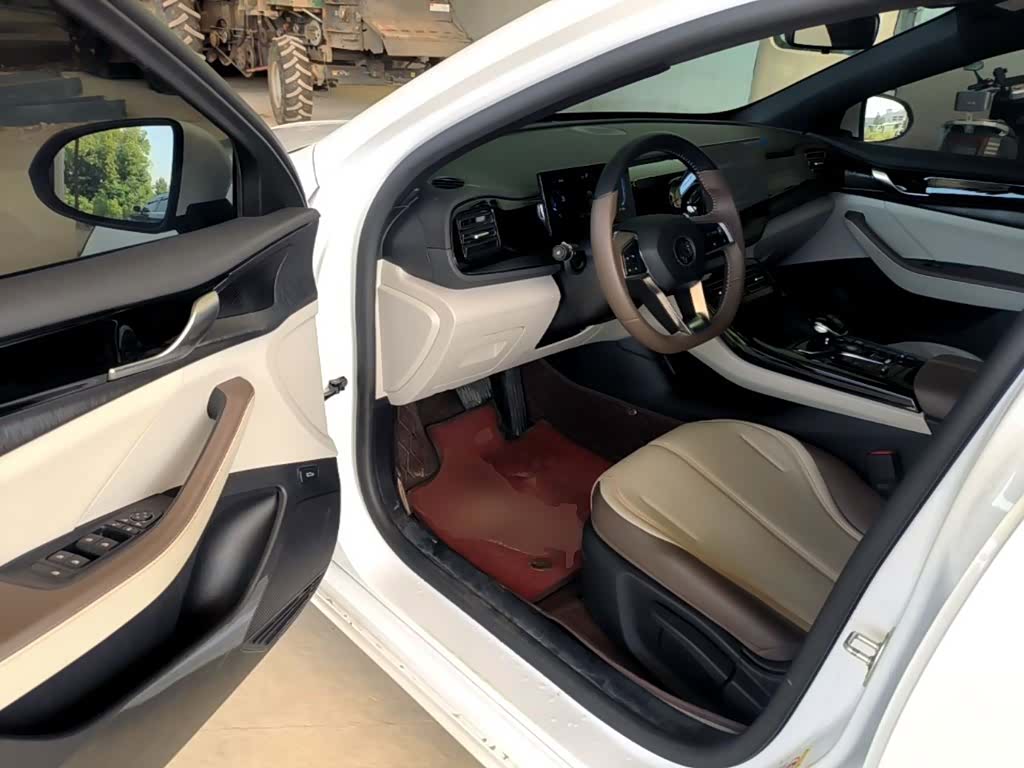 BYD Qin, 2025 16