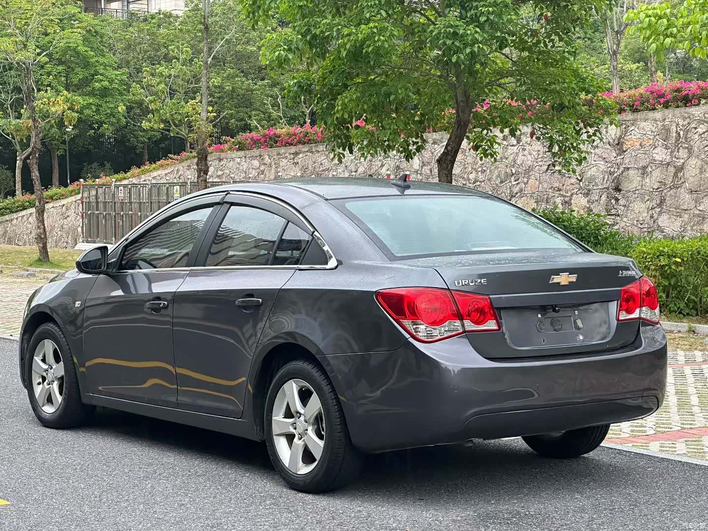 Chevrolet SL, 2012 9