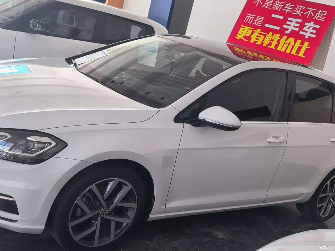 Volkswagen Golf, 2020 3