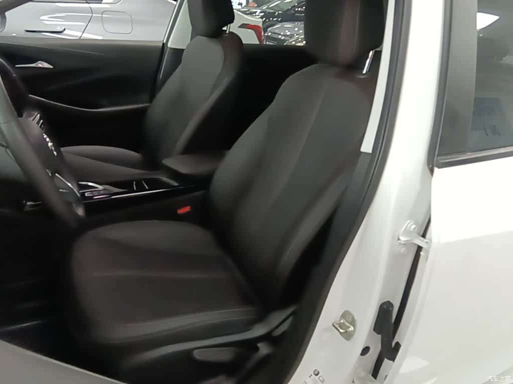 Buick Verano, 2023 15